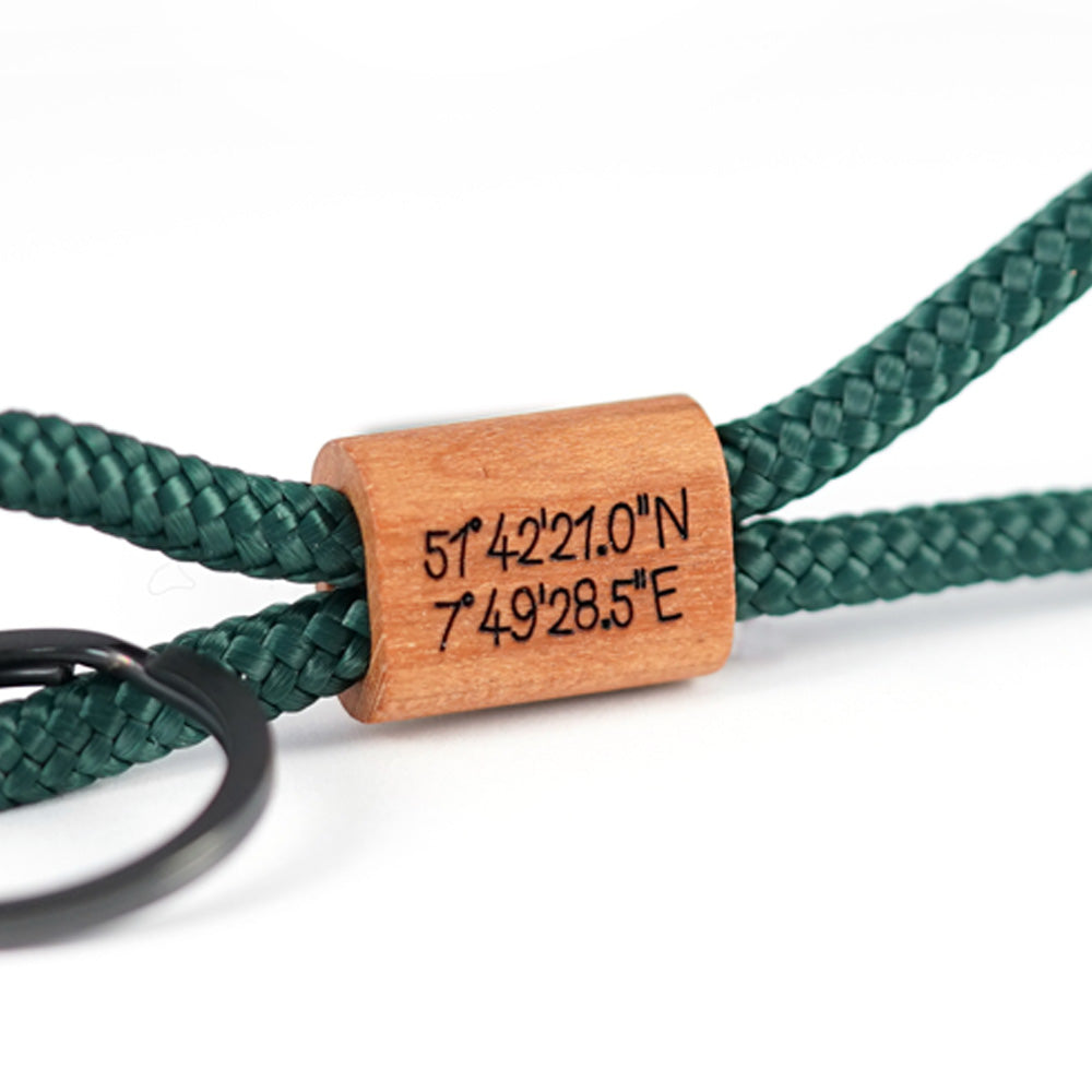 myjori Holz Schlüsselanhänger Gravur Koordinaten
