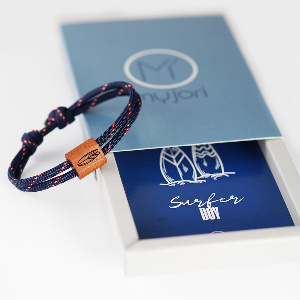 myjori Maritim-Armband | Segeltauarmband mit Gravur – Surferboy