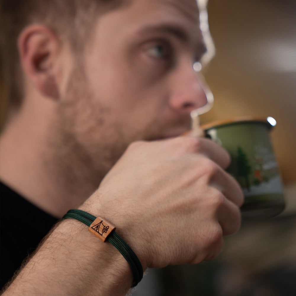 myjori Outdoor-Armband | Segeltauarmband mit Gravur – Zelt