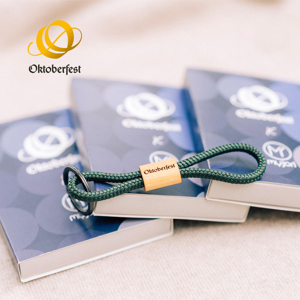 Schlüsselanhänger Oktoberfest™ Holz doppelseitig